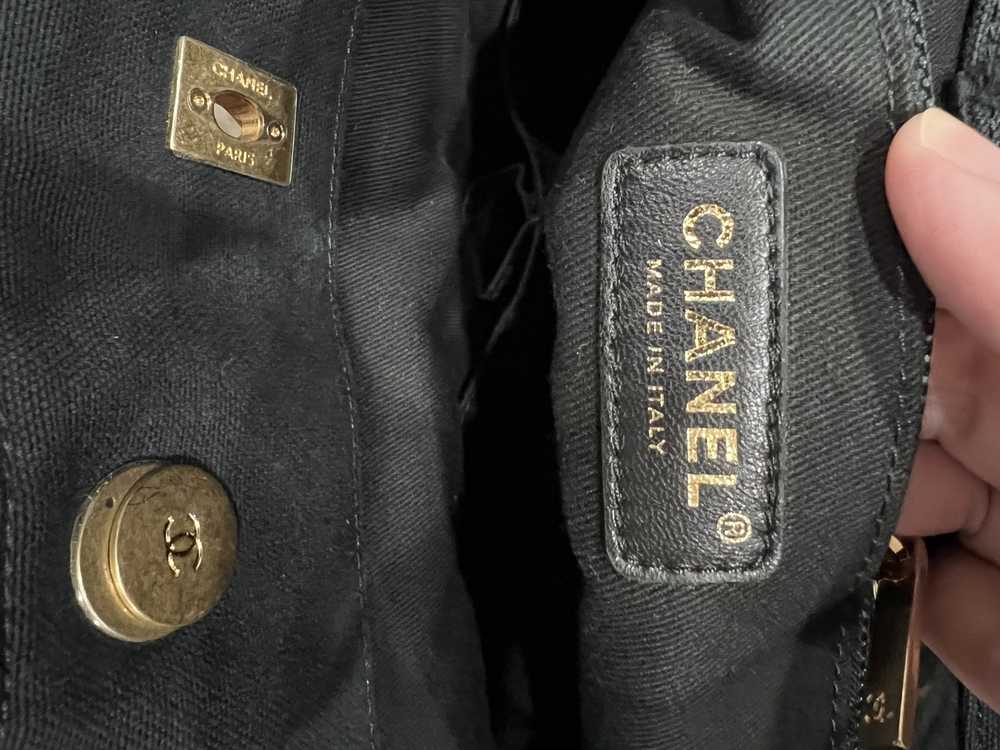 Chanel Chanel Denim/Canvas Chevron Shopper Tote - image 11