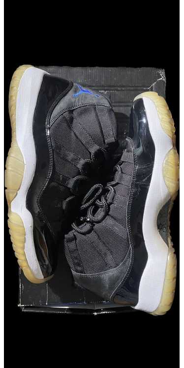 Jordan Brand × Nike Air Jordan 11 Space Jam 2009 R