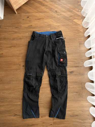 Garment reproduction of workers - Gem
