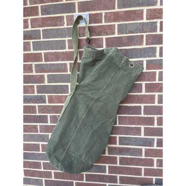 Vintage US ARMY Vietnam War Era Barrack Laundry Duffel Bag Olive Green