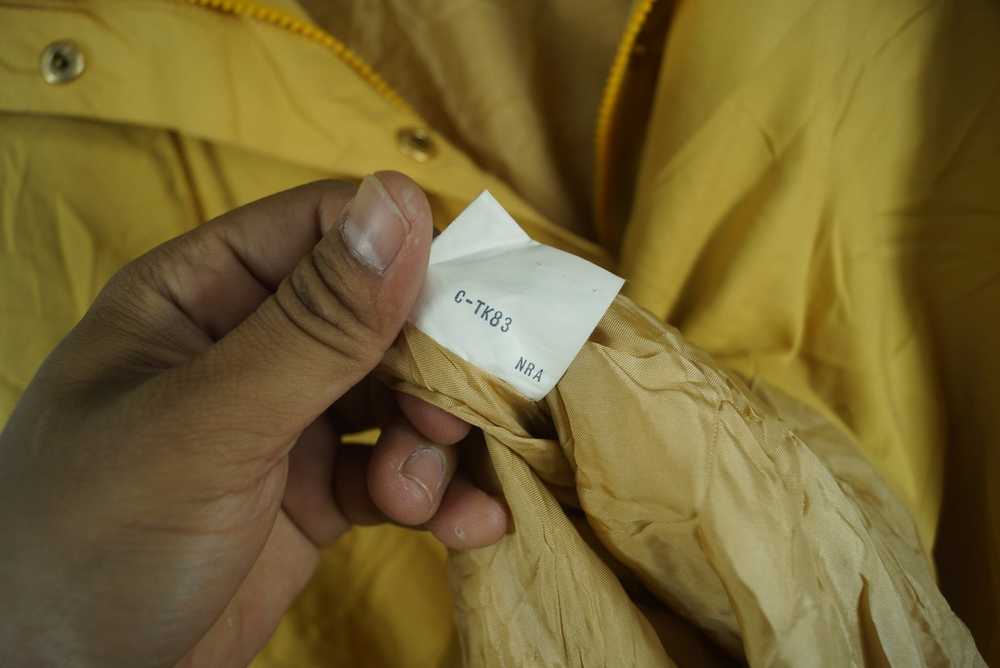 Burberry × Vintage Burberry Long Jacket Hide Hood… - image 7