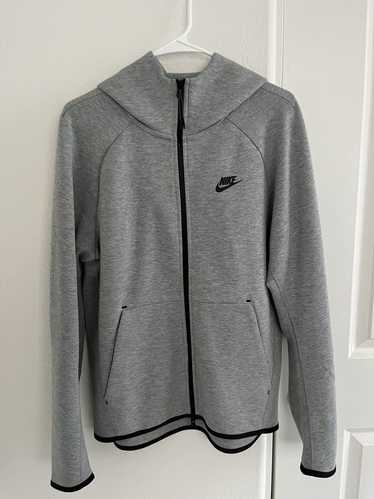 Nike Grey Nike Tech