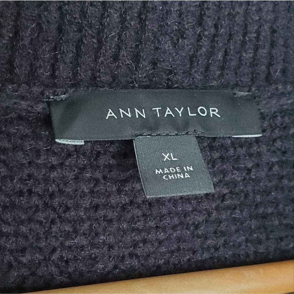 Ann Taylor Ann Taylor Black Warm Shawl Collar Ope… - image 3