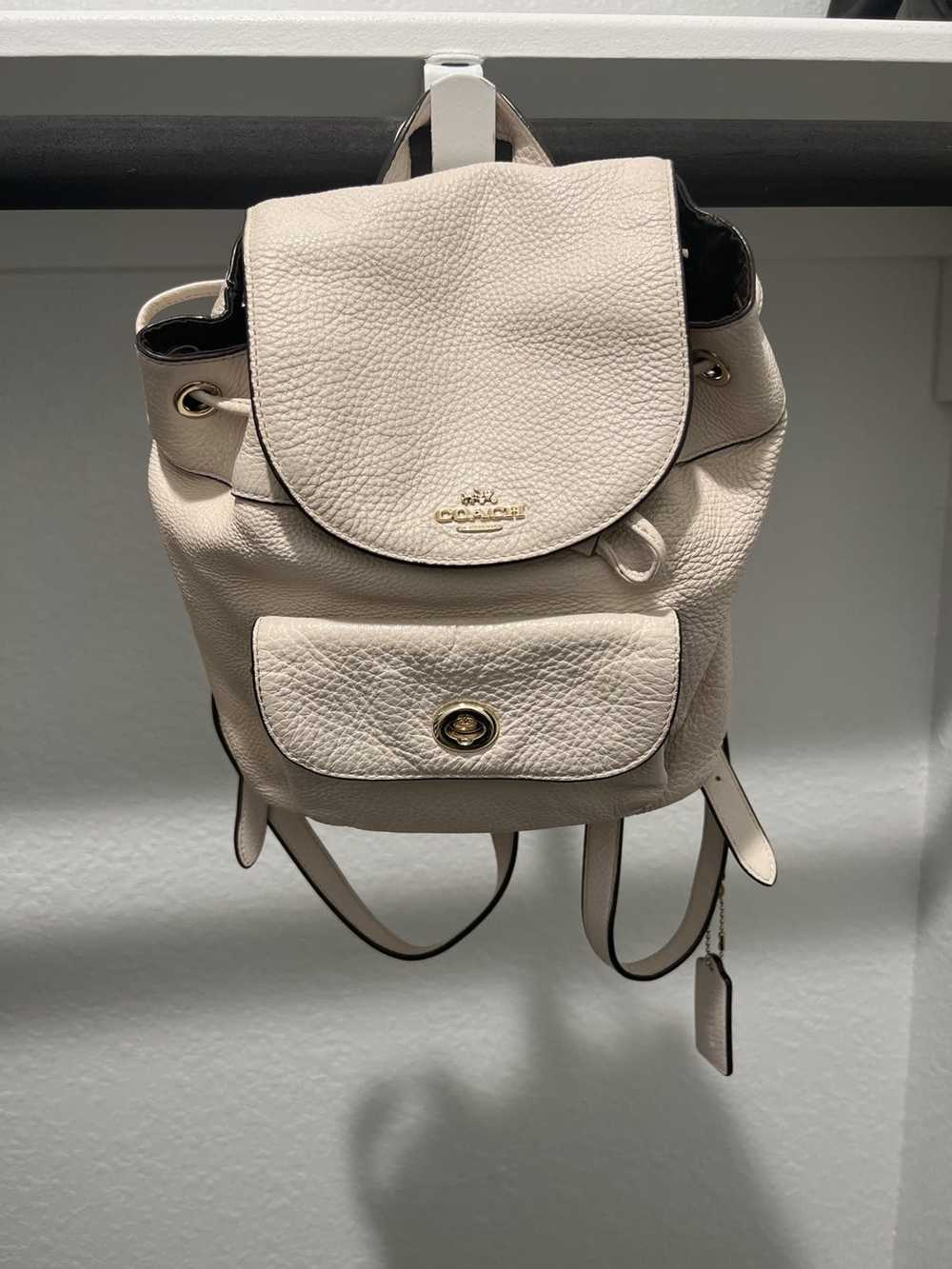 Coach × Designer Coach White Leather Backpack Pur… - image 1