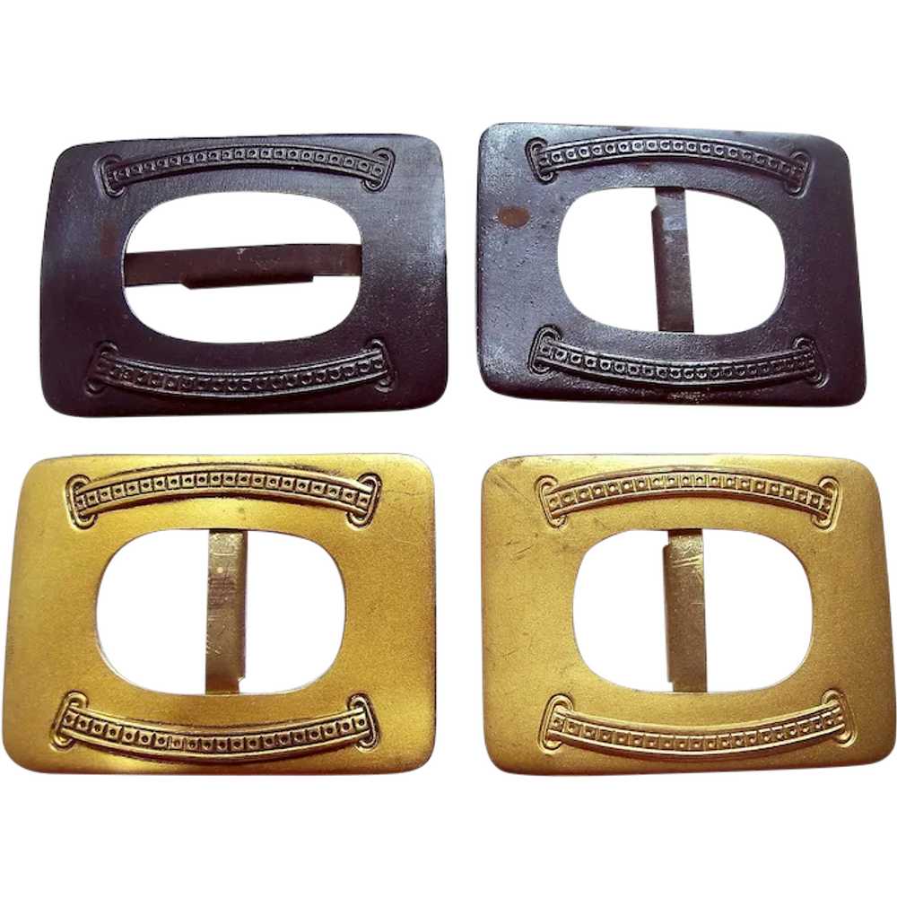 Four belt or sash buckles in gilded hammered and … - image 1