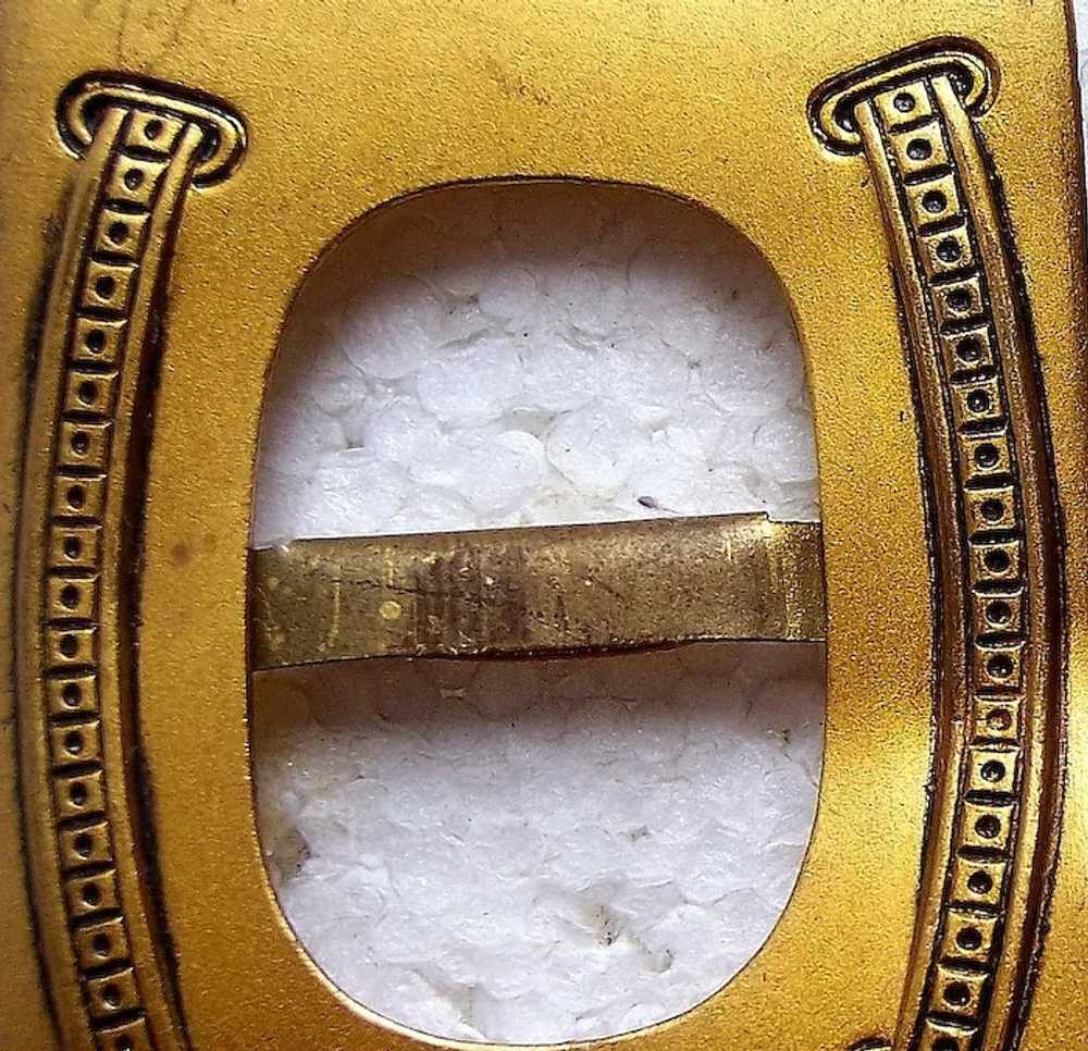 Four belt or sash buckles in gilded hammered and … - image 6