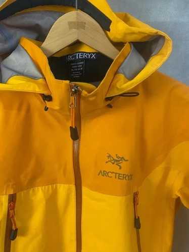 Arcteryx gore sales tex xcr