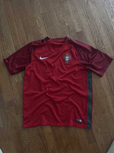 Nike 🦍 Y2K PORTUGAL WORLD CUP JERSEY🦍