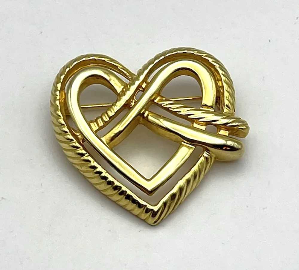 Open Heart Goldtone Brooch with Pretty Design - image 10