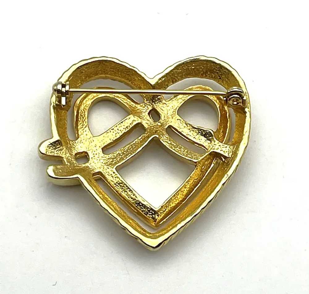 Open Heart Goldtone Brooch with Pretty Design - image 11