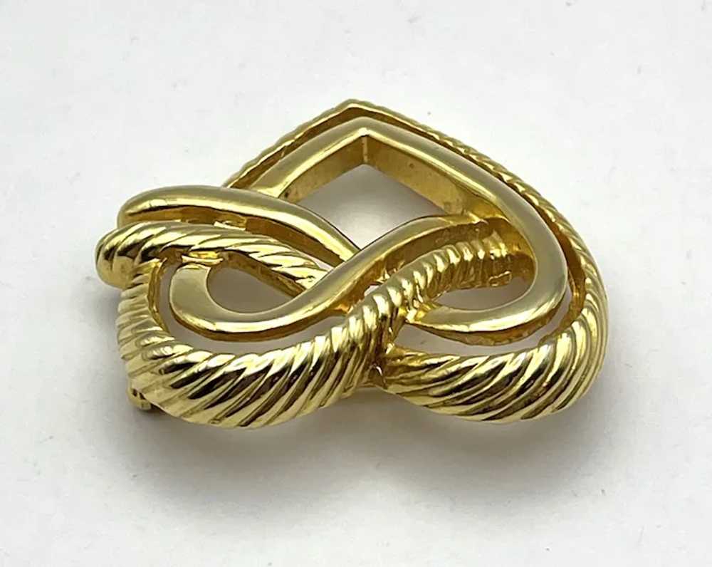 Open Heart Goldtone Brooch with Pretty Design - image 5