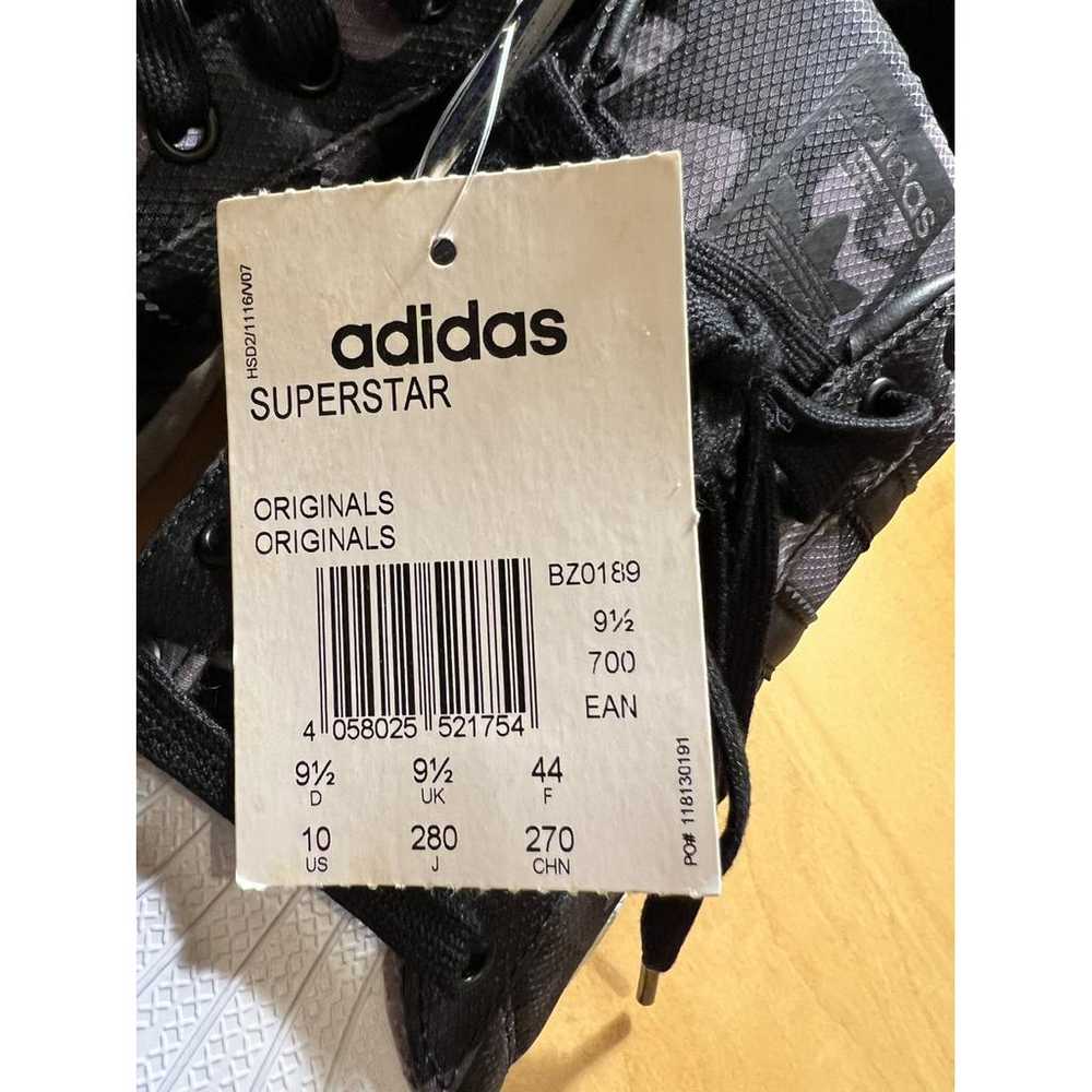 Adidas Superstar low trainers - image 2