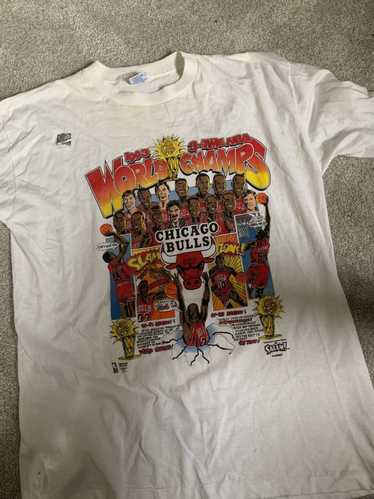 Chicago Bulls Jersey T-Shirt - Medium – The Vintage Store