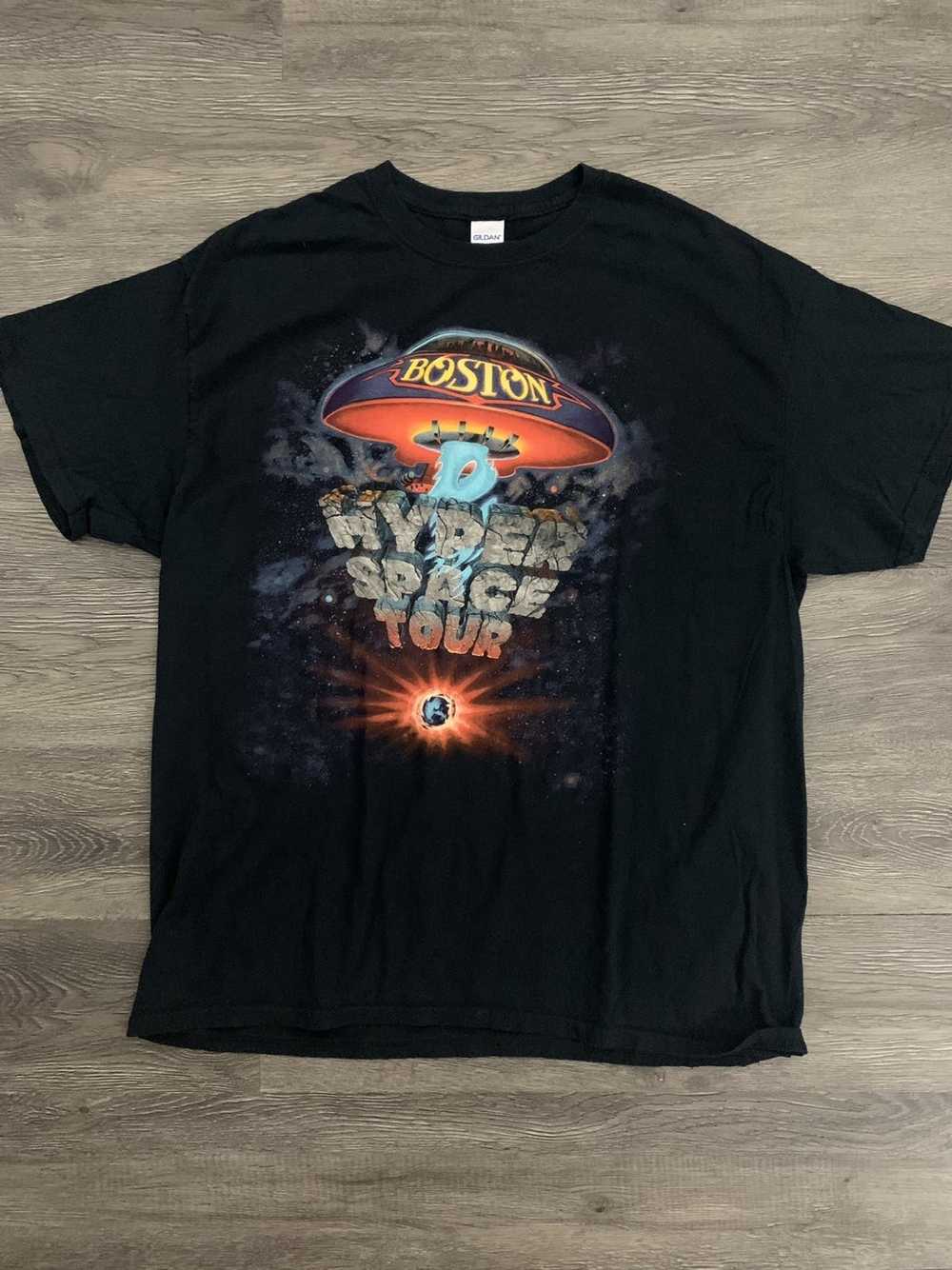 Gildan × Vintage BOSTON Hyper Space Tour Tee (Bot… - image 1