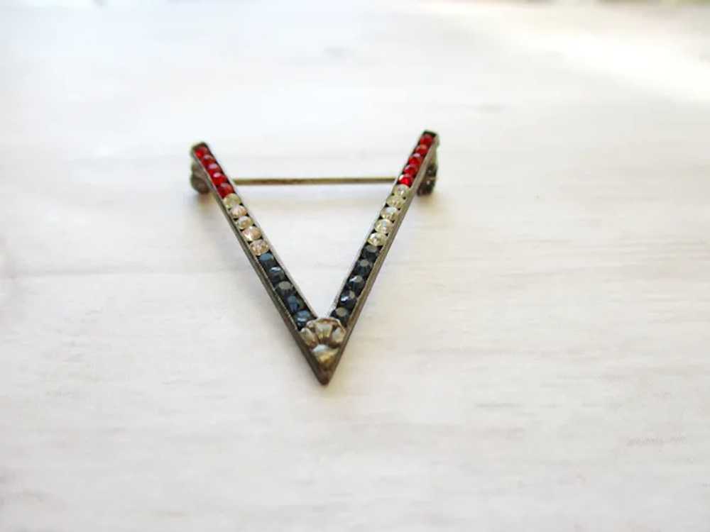 WWII V for Victory Pin Rhinestone Sterling Sweeth… - image 3