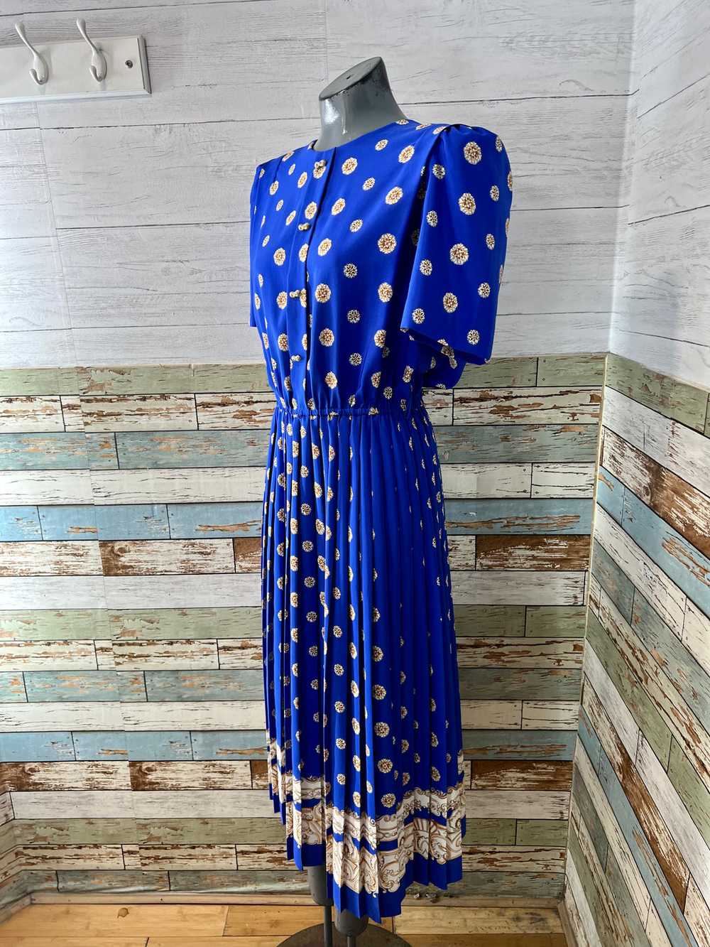 80’s Going 40’s Royal Blue With Gold Circle Print… - image 6