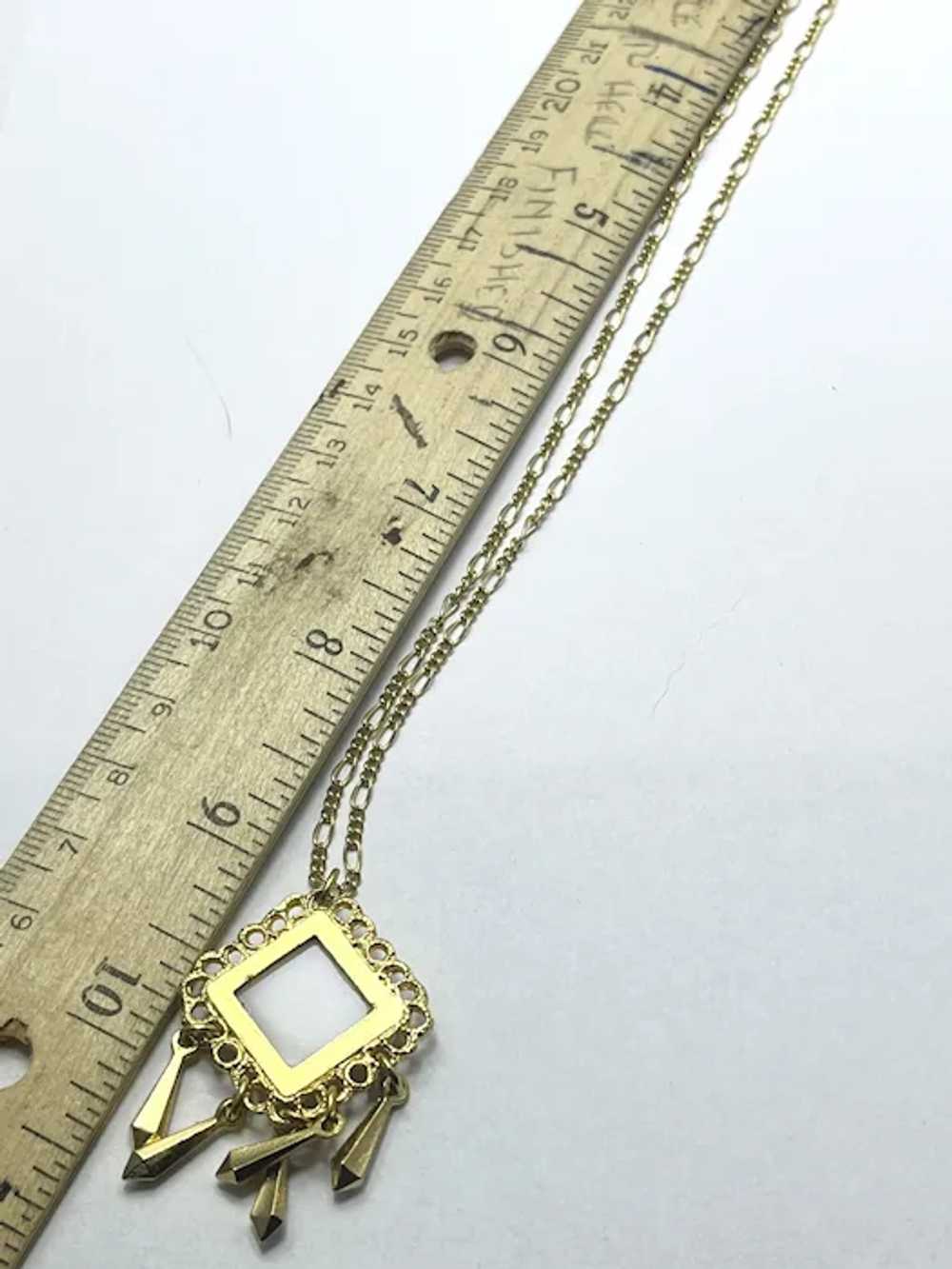 Vintage White Glass Pendant Necklace - image 4