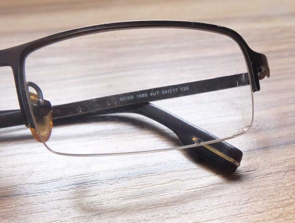 Hugo Boss Hugo Boss Half Frame Glasses Made in It… - image 3