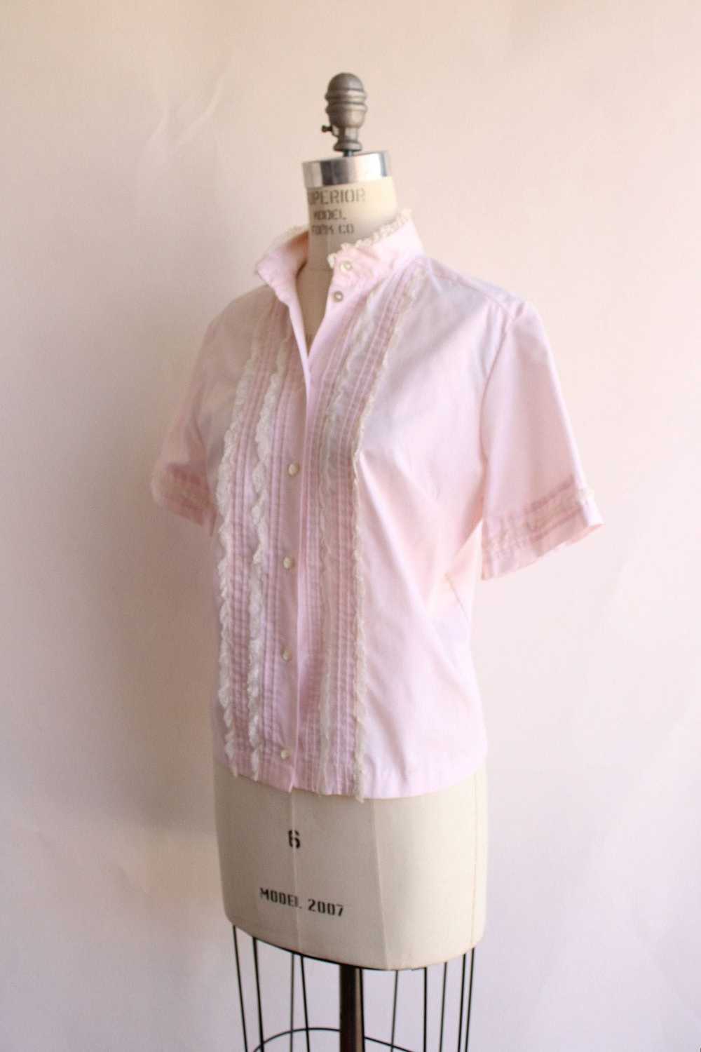 Vintage Vintage 1960s Blouse, Pink Cotton Tuxedo … - image 7