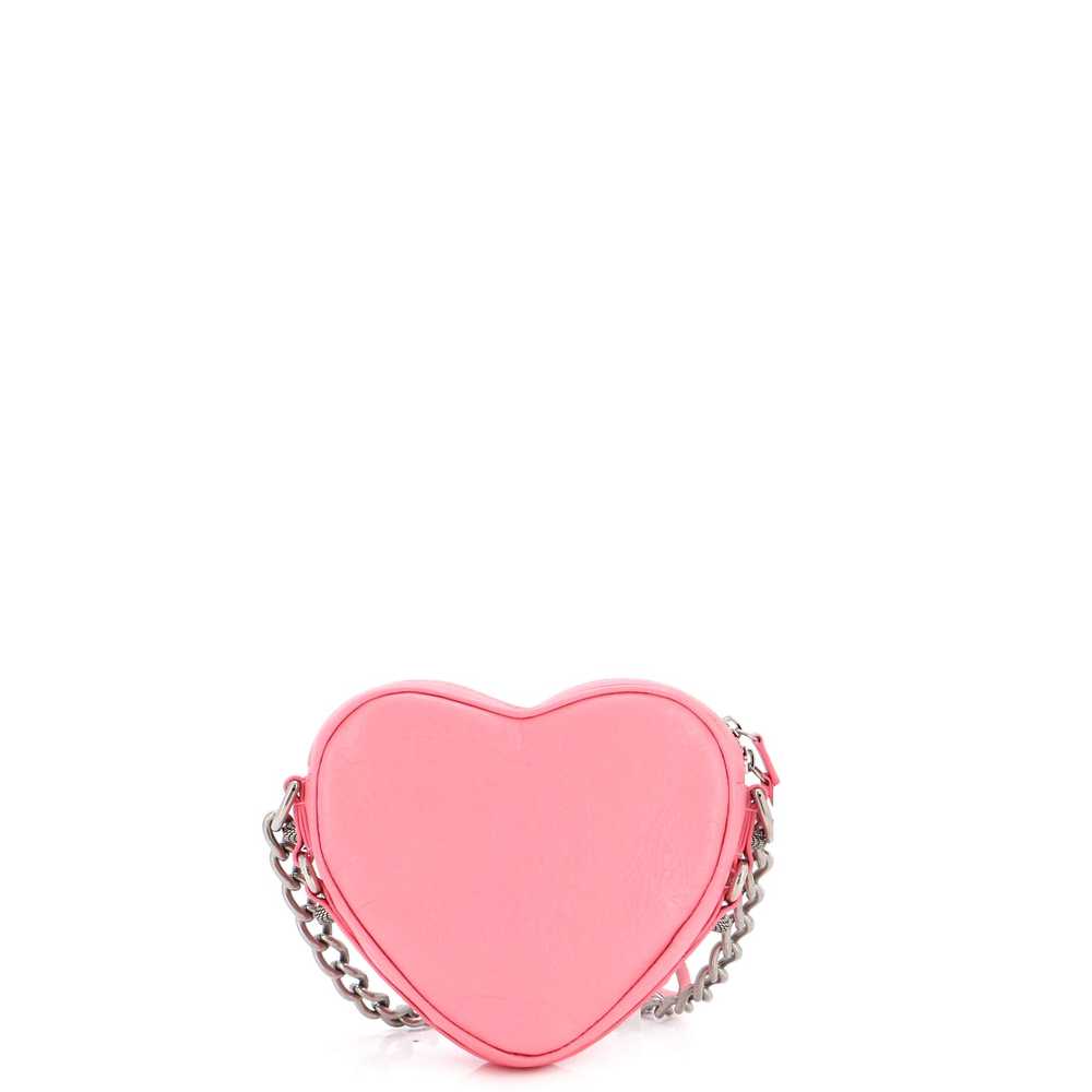 Pre-Owned Lv Heart purse/key Chain. Darling (2,605 SAR) ❤ liked on Polyvore  featuring bags, neu…