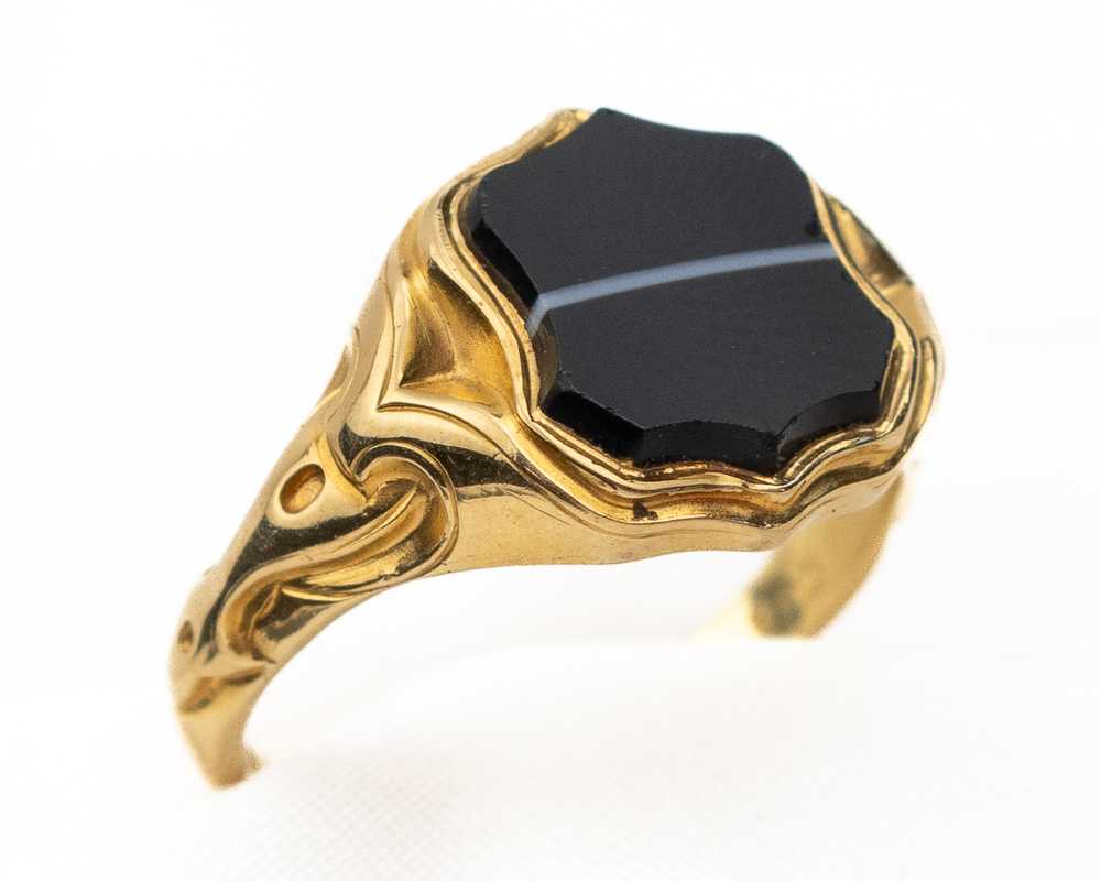 Victorian Banded Agate Ring - image 2