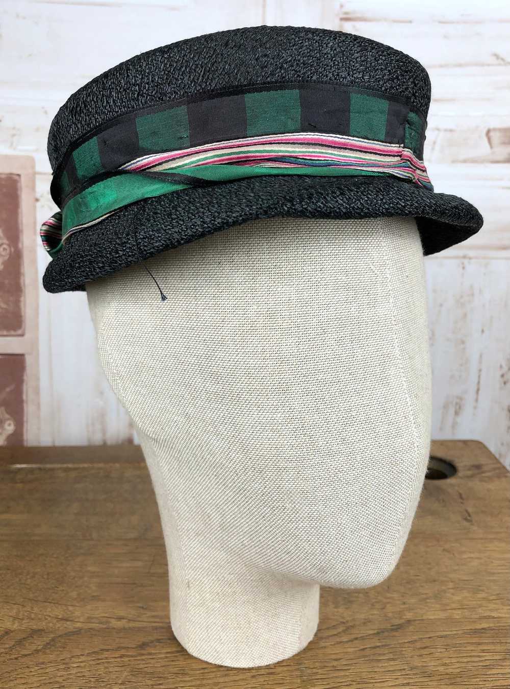 Cute Original 1950s Vintage Black Hat With Pink A… - image 4