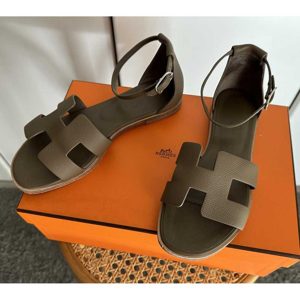 Hermès Santorini leather sandal - image 3