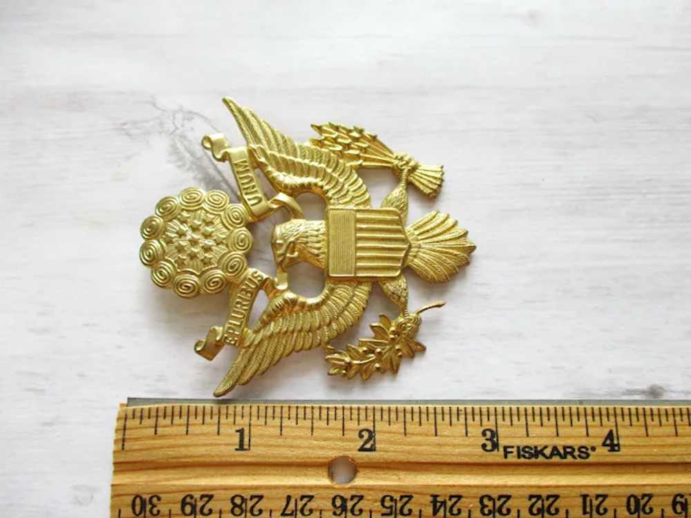 Large Vintage USA Eagle Emblem Brooch Army Armed … - image 11