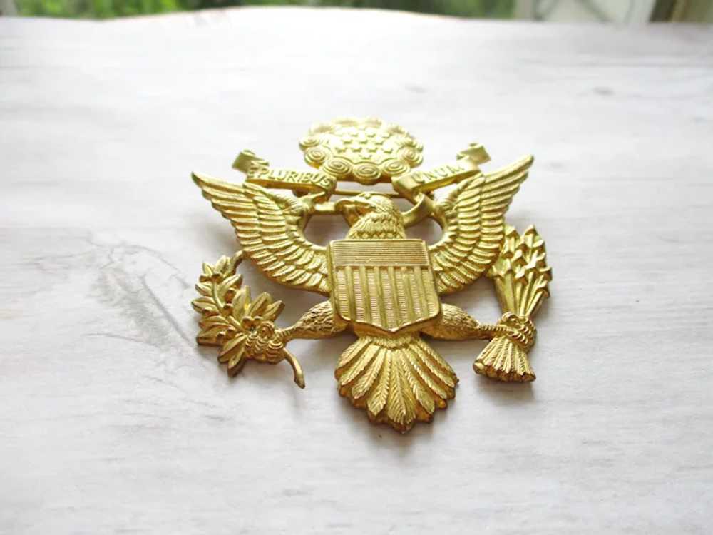 Large Vintage USA Eagle Emblem Brooch Army Armed … - image 3