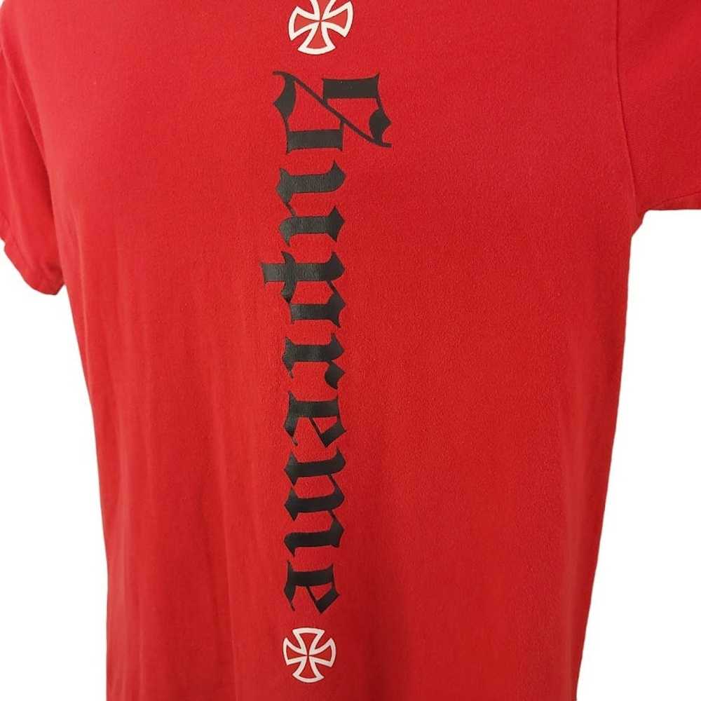 Supreme Supreme T Shirt Independent Old English S… - image 2