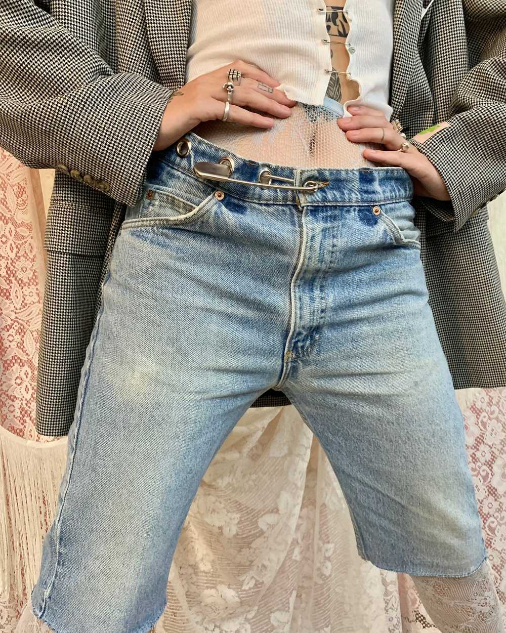 Upcycled Levis safety pin jorts - image 3