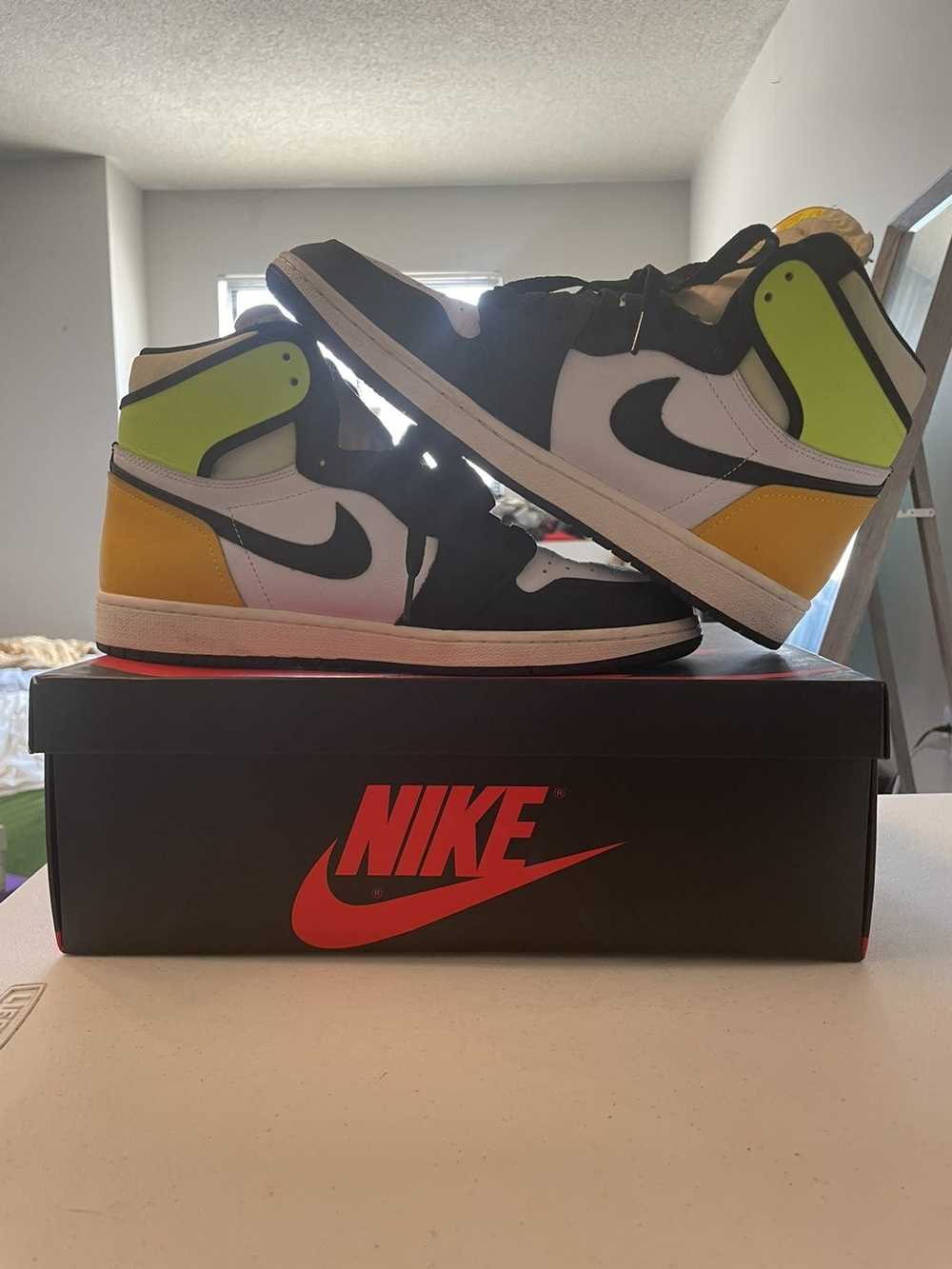 Jordan Brand Jordan 1 Volt Gold - image 3