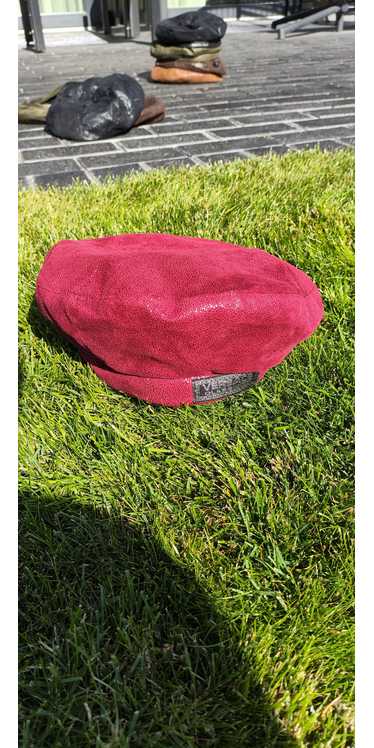 Versace sales red beret