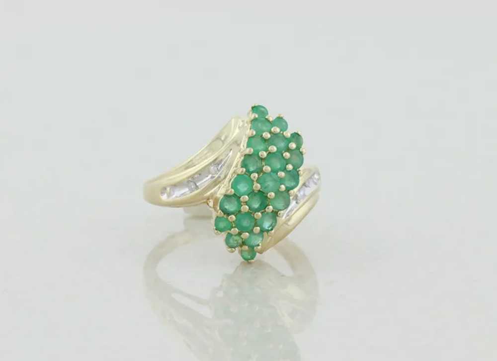 10k Yellow Gold Natural Emerald and Diamond Clust… - image 4