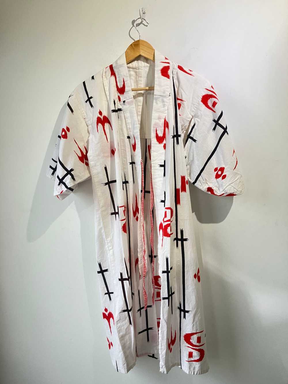 Vintage Red White Black Cotton Kimono - image 1