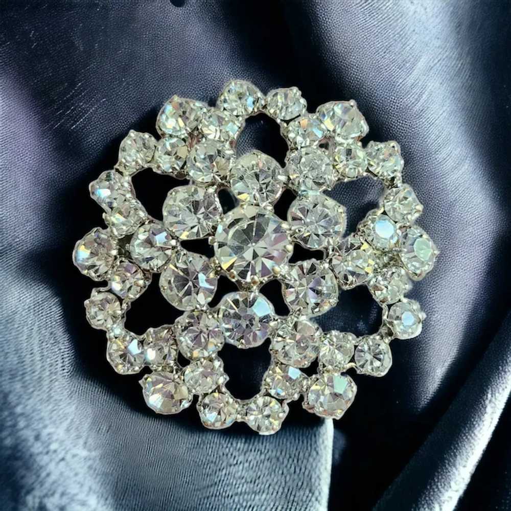 Vintage Rhinestone Silver Snowflake Style Brooch - image 2