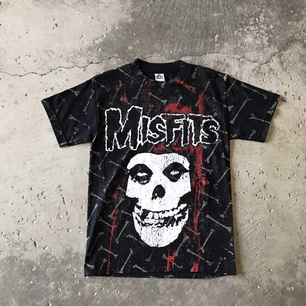 Impact Merchandising Misfits Classic Skull T-Shirt Size: XX-Large Brown