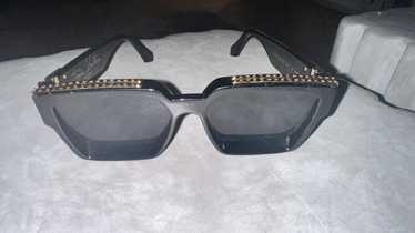 Louis Vuitton 1.1 Millionaires Sunglasses Black Acetate & Metal. Size W
