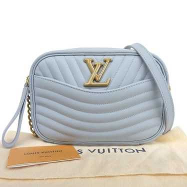 Handbags Louis Vuitton Louis Vuitton New Wave Heart Shoulder Bag Leather Pink M53769 LV Auth 34200a