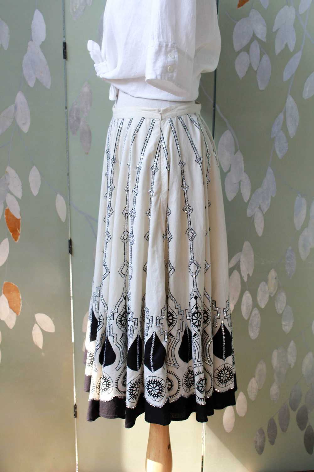1950s Style Border Print Sequinned Circle Skirt, … - image 5