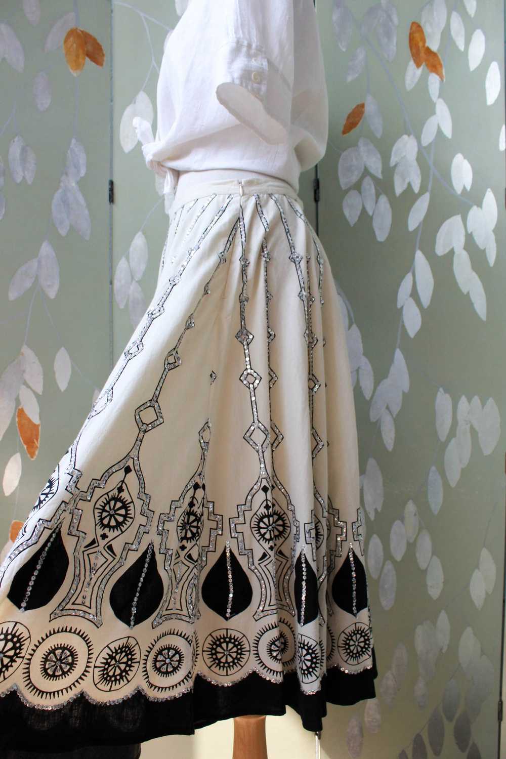 1950s Style Border Print Sequinned Circle Skirt, … - image 7