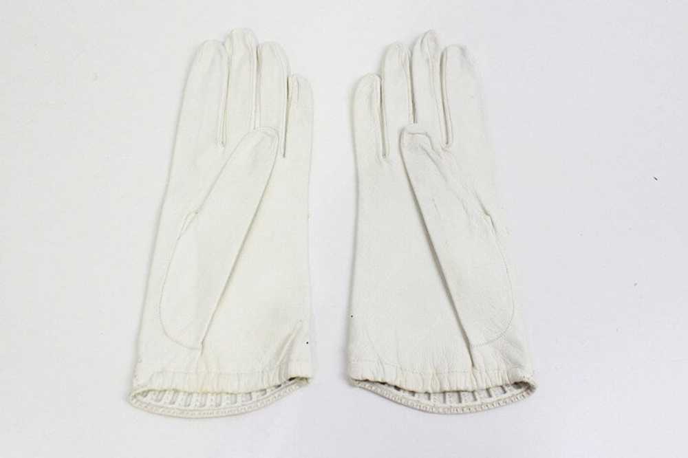 Vintage 40s/50s White Leather Gloves With Cut-Out… - image 4