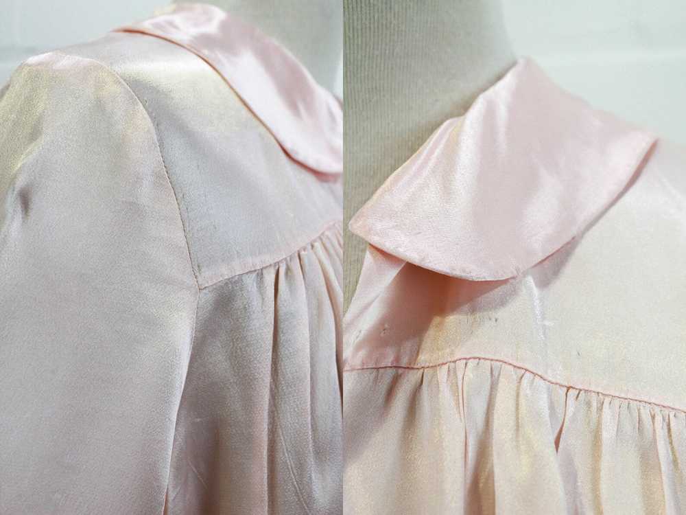 Vintage 1940s Pink Liquid Satin Bed Jacket with P… - image 8