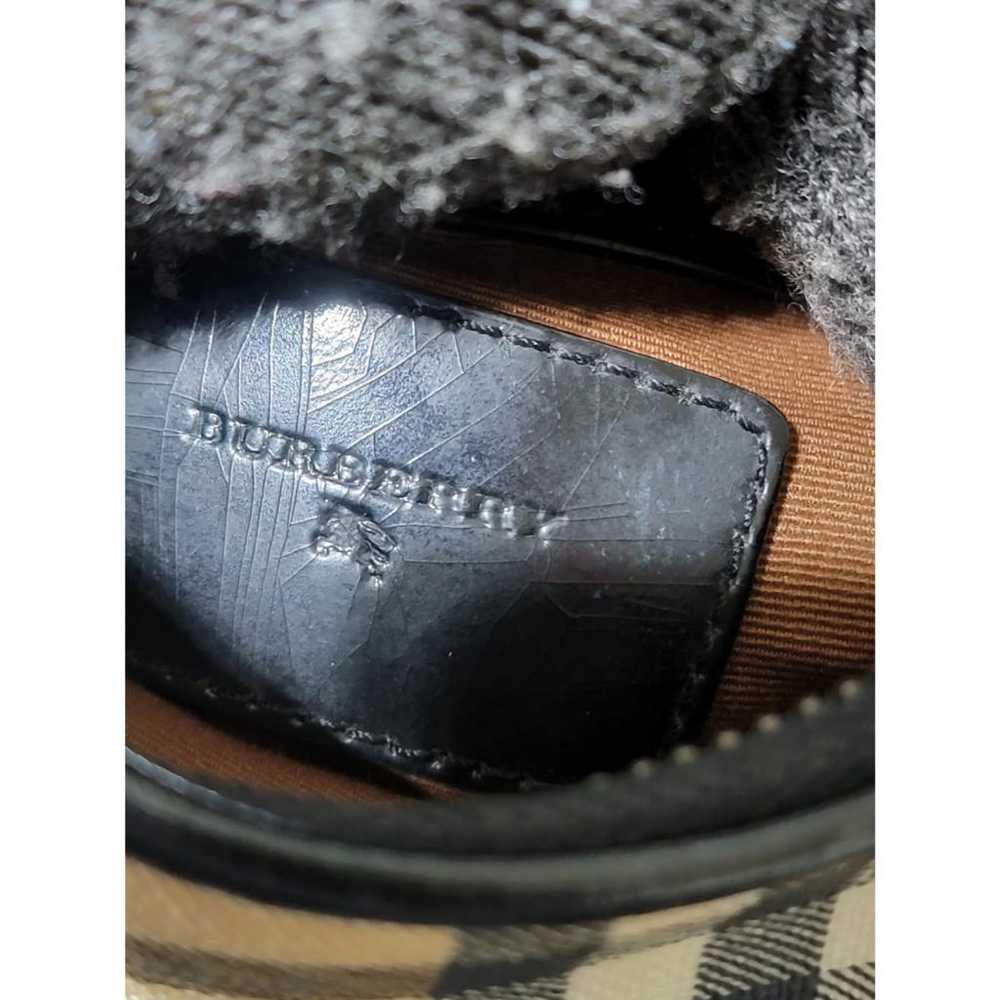 Burberry Leather mini bag - image 5