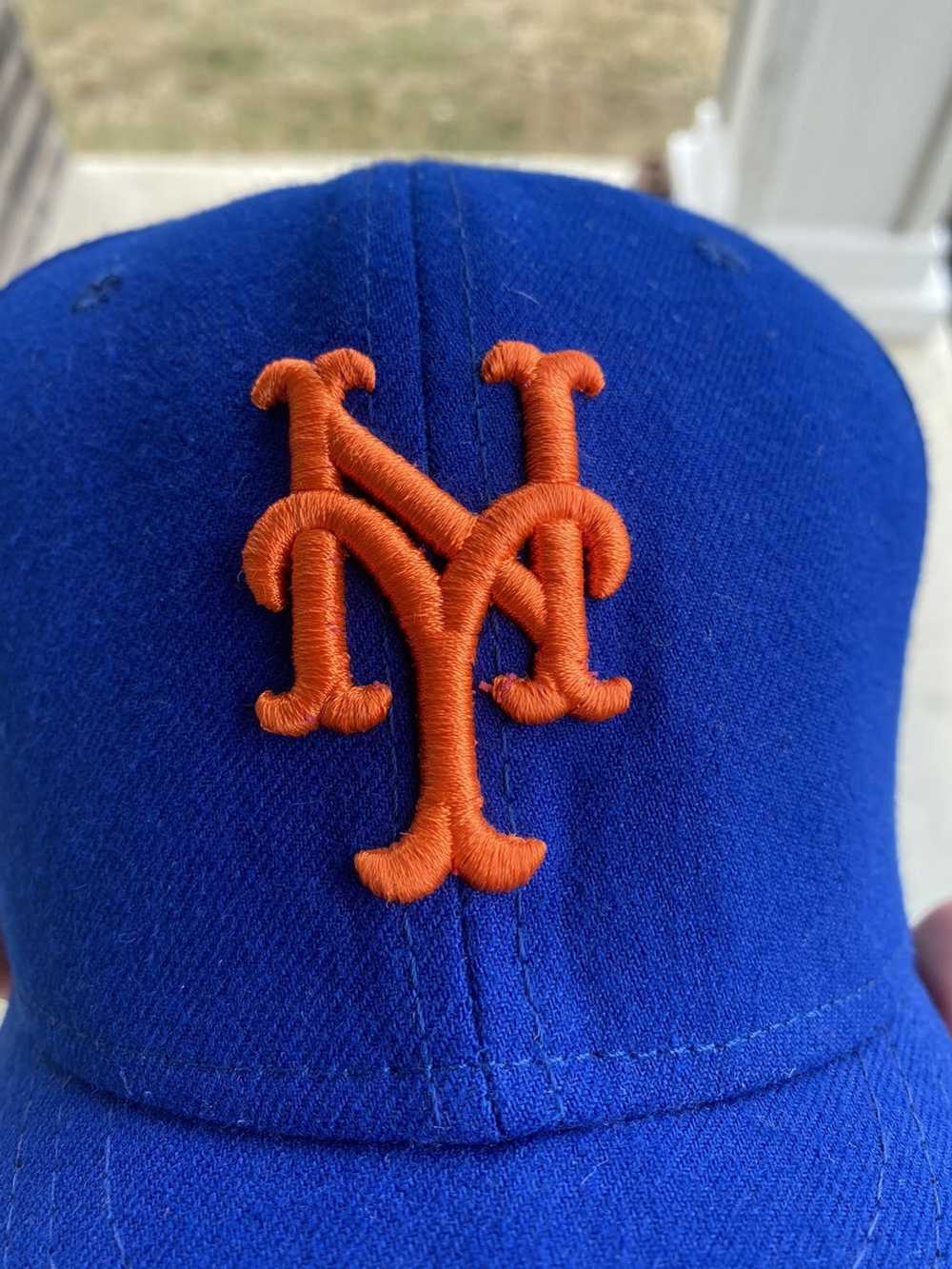 New Era NEW YORK METS FITTED HAT NEW ERA 7 3/8 - image 2