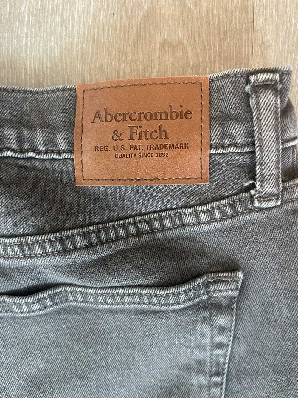 Abercrombie & Fitch A&F Vintage Stretch Jeans - image 4