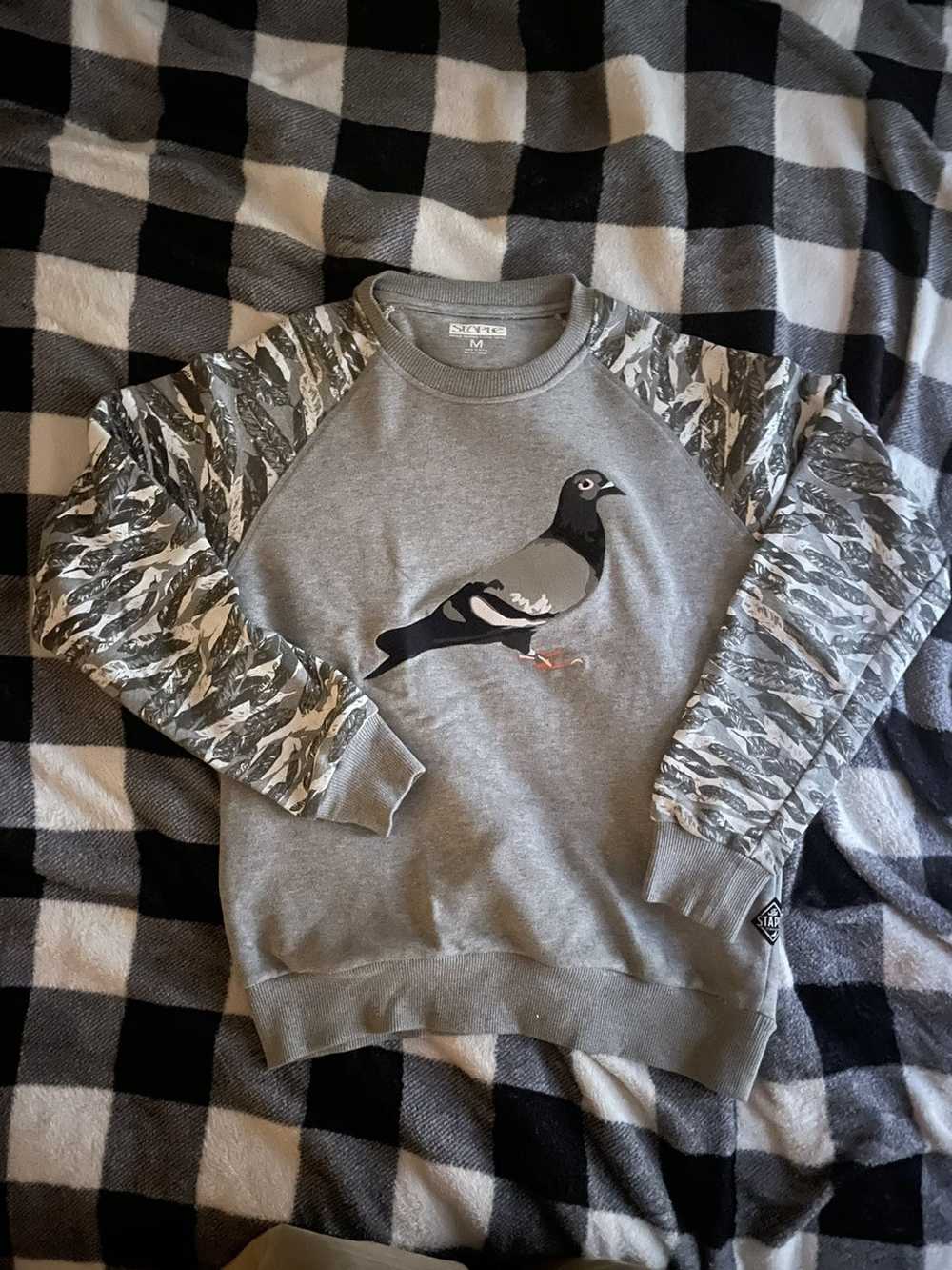 Staple Staple Pigeon Sweater - image 1