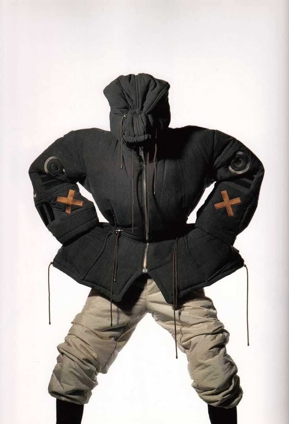 Issey Miyake AW1991 Hooded Glyph Vest - image 5