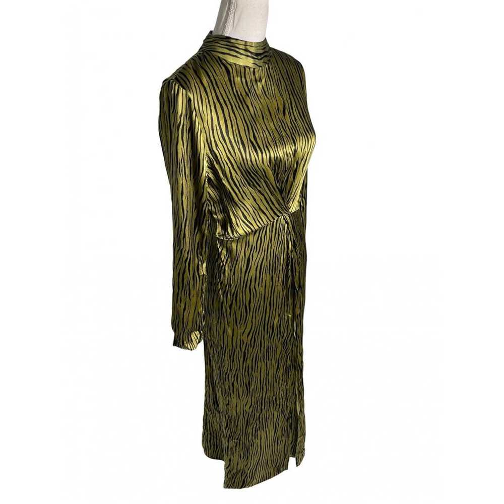 Petersyn Mid-length dress - image 10
