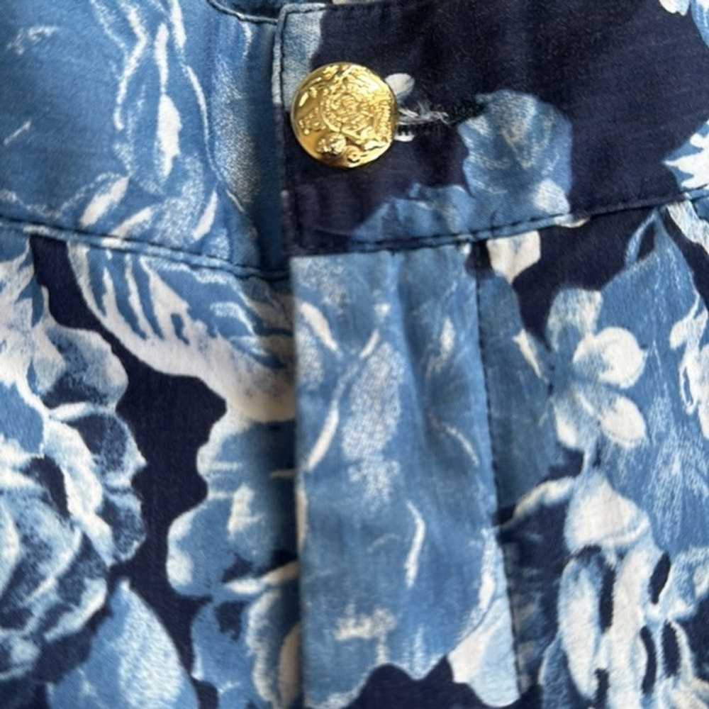 Zara Zara blue floral print shorts size 2 US prel… - image 4